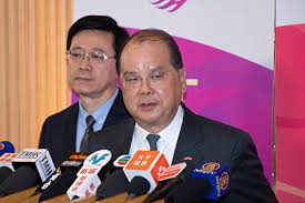 快醒醒，英雄。 距游戏首次公布的八年后， 《赛博朋克2077》终于正式和大家见面了。 进入夜之城的钥匙现在就握在你的手中。 是时候偷一波装备，寻一些刺激或是来一两场超梦体验了! è­¦éšŠå…§éƒ¨ç€•æ½°æ¸¯æ¾³è¾¦æ'è­¦å¼µå»ºå®— è¢«è¡¨æ…‹ åé€ä¸­ ç›§å‰è° ä¸­è¯è¾¦ å¤§ç´€å…ƒ