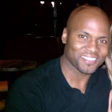 Lorenzo Starks's Instagram, Twitter & Facebook