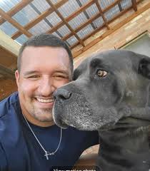 Minnie's Poop Scooping because your dog doesn't do this! (865)466-6511  https://client.sweepandgo.com/minnies-poop-patrol-zp5fg/register