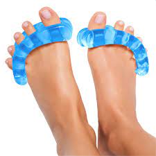 Use toe stretchers for 5 to 15 minutes a day to treat hammertoes, morton's neuroma, overlapping or pinched toes and bunions. Amazon Com Original Yogatoes Small Sapphire Blue Toe Stretcher Toe Separator Fight Bunions Hammer Toes Foot Pain More Health Personal Care