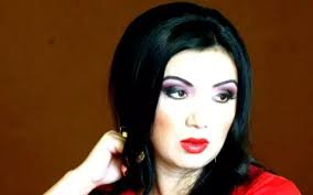 Apoi, am mers aproximativ 10 minute. Adriana BahmuÈeanu A Suferit De Depresie DupÄ DivorÈurile De PrigoanÄ Mi A Fost Greu SÄ Mi Asum Un EÈec Stiri Vedete Si Evenimente Viva Ro