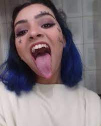 Pin By Dean Mahem On Tongue Tongue Cool Pictures Long