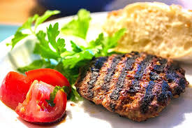 Bifteki Vom Grill Griechische Frikadellen Mit Feta Rezept Bifteki Rezept Bifteki Fleisch Gerichte