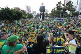 Manifestação pelo clima em paris ensombrada por detenções e violência. Pesquisadores Sao Hostilizados Na Manifestacao Pro Bolsonaro Em Fortaleza Noticias De Politica