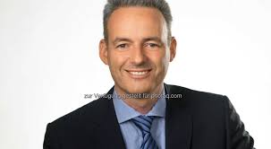 Declan Daly (47) wurde vom Aufsichtsrat mit Wirkung zum 1. Juni 2014 für  drei Jahre zum Vorstandsmitglied der Semperit AG Holding bestellt. Daly  wird in der Semperit Gruppe für alle IT-Agenden, allgemeine  Prozessoptimierung und Business Exzellenz ...