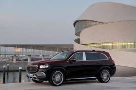 Mercedes Maybach Gls 600 4matic Sets New Standards For Luxury Suvs Mercedes Maybach Maybach Luxury Cars