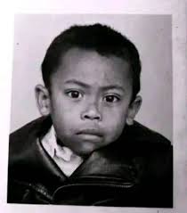 Lehilahy 1 namoy ny ainy, omaly sahabo tamin'ny 2 ora maraina, tany  Ankarina, fokontany Tsangandrano (Ambatofinandrahana). Raha ny  filazam-baovao avy any an-toerana dia, hoe, teo am-pamakiana tranon'olona  izy sy ny namany no