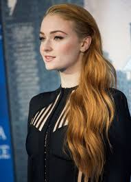 Not saying sophie turner isn't pretty, mind you, but i see jean gray as being someone with stunning beauty similar to famke's version. Sophie Turner X Men Apocalypse Premiere In London Uk 5 9 2016 28 Jpg 1280 1772 Maisie Williams Sophie Turner Sophie Turner Celebrities Female
