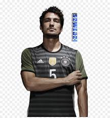 He came through the bayern munich youth academy before joining borussia dortmund on loan in january 2008 and officially signing for dortmund in february 2009 for €4 million. Football Background Png Download 588 952 Free Transparent Mats Hummels Png Download Cleanpng Kisspng