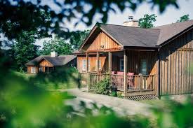 The west virginia division of natural resources (wvdnr) parks and recreation section is the governing body for all 37 state parks and directly operates all but one of them. West Virginia State Parks West Virginia Division Of Natural Resources West Virginia Division Of Natural Resources