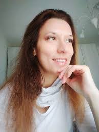 Elena Ferri's Instagram, Twitter & Facebook