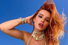 Belle Delphine w wywiadzie wyjaśnia, skąd się wzięła i na czym polega jej  fenomen | Donald.pl