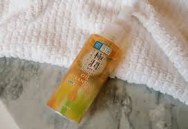 Shop over 300 of your favorite brands online today at skinstore. Ich Habe Die Drei Besten Reinigungsole Getestet Mein Fazit Beauty Report