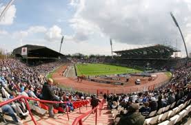 Jun 08, 2021 · oliver kreuzer (sportdirektor des ksc) kommt ins stadion. Stadion Neubau In Karlsruhe Gegner Fuhlen Sich Von Ksc Fans Bedroht Baden Wurttemberg Stuttgarter Zeitung