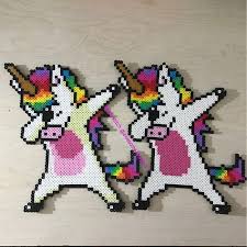 Beaded Dabbing Unicorns Make A Fun X Stitch Pattern Perlemonstre Hobbyideer Hobbyarbejde
