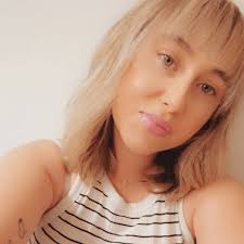 This is why I stopped chatting much prior to meeting. I meet within a week  of matching, then we see if it works in person. Otherwise I'm just setting  myself up for