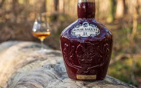 Rượu chivas 21 hộp quà tết 2021 , là sản phẩm do pernod ricard ( chủ sở hữu thương hiệu rượu chivas regal ) nhập khẩu trực tiếp vào việt nam , và được phân phối thông qua các cửa hàng giới thiệu sản phẩm và các đại lý chính thức của mình. Chivas Royal Salute 21 Jahre Im Test Lohnt Der Kauf