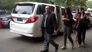 Sebelumnya, adiguna sutowo meninggal dunia pada minggu (18/4) pagi. Kronologi Pengusiran Vika Dewayani Oleh Adiguna Sutowo Okezone Celebrity