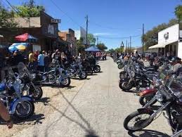 Bandera is named for the spanish word for flag. Bandera Bunkhouse On Main Bandera Texas Motel Bandera Texas Hotel Vacation Rentals