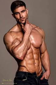 Pin By Natalie Gilbert On Hotties Handsome Men Shirtless Men Gorgeous Men