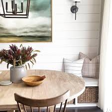 Toscana Extending Pedestal Table Seadrift 54 72 L Pottery Barn Circle Dining Table Dining Table With Bench Kitchen Table Bench