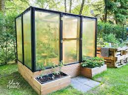 Gartenhaus gewachshaus aus alten fenstern bauanleitung zum selberbauen 1 2 do com deine heimwerker community gewachshaus garten gewachshaus gartenhaus. Upcycling Diy Gewachshaus Aus Alten Fenstern Bauen