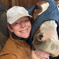 Because it's been coming up a lot in the group. I have to post this  absolute icon of a song that lives rent free in my head. I haven't played  the game