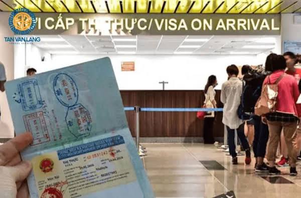 Thủ tục xin visa Việt Nam tại sân bay (VOA) 2026 - Tân Văn Lang