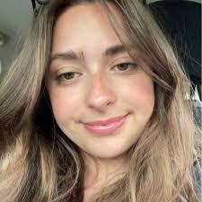 Tabitha Proctor's Instagram, Twitter & Facebook