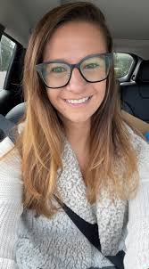 Hello! I'm 53, live in the middle of NY, married 26yrs this month, have 4  kids & 2 goldendoodles. I love to read, and when I got my youngest through  high school,