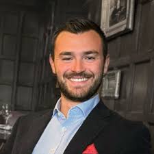 mediacity #halfmarathon #running #runthrough