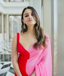 Alia Bhatt [3049 x 3619]- High Quality Picture - Ultra HQ