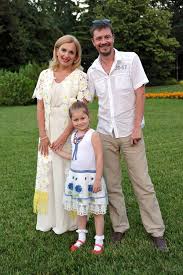 Поклонники восхитились многодетной мамой, продемонстрировавшей безупречные формы. Aktrisa Mariya Poroshina Zhdet Pyatogo Rebenka