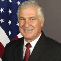 Назначение: 59-CF-DS-21837-05] Официальный портрет Ричарда Гриффина,  помощника секретаря по национальной безопасности [Оспаривание: Марк Стюарт  -- штат] [59-CF-DS-21837-05 _ Amb _ Richard _ J _ Griffin _ 8x10.jpg]