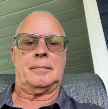 Encore une question... J'ai cette fitting qui est sur mon arrivée d'eau  pour le nettoyage de mon réservoir d'eau noir mais sa coule pomal ... Est  ce que c'est vraiment nécessaire sa