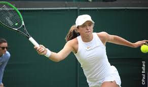 Swiatek also reached the semifinal in the doubles tournament teaming up with nicole melichar. Wimbledon Junior Champions Colette Lewis The Tennis Recruiting Network
