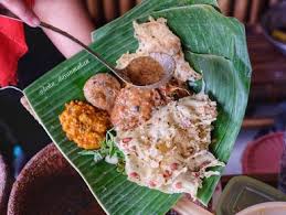Resep asli bumbu pecel wong madiun paling enak!!! Pecel Pincuk Ibu Ida Cibubur Bogor Lengkap Menu Terbaru Jam Buka No Telepon Alamat Dengan Peta