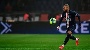 He was raised by his father, neymar da silva, sr., and his mother, nadine santos. They Reveal The Date On Which Psg Would Negotiate With Barca For Neymar