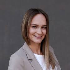 Hannah Scheer's Instagram, Twitter & Facebook