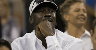 A result of the nerdlucks' theft is the league fearing a mysterious. 10 Fragen Zu Space Jam Die Irgendwie Keiner Beantworten Kann