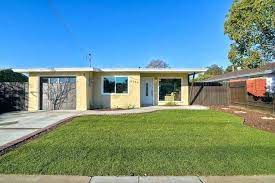 Move to an apartment building that offers pet friendly accommodations. 1 Bedroom Apartments Near Me Pet Friendly Homedecor Apartments Bedroom Friendly Homedecor Pet Rental Homes Near Me 1 Bedroom Apartment Rent To Own Homes