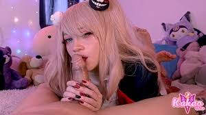Junko enoshima z danganronpa jest bardzo utalentowanym ssaniem kutasów -  punkt widzenia