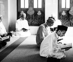 Jika ada kesalahan, maka hal itu karena khilaf dan kebodohan ilmu saya. Contoh Ceramah Ramadhan Singkat Dan Menyentuh Hati Kumparan Com