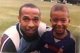 Mbappé no integra el plantel olímpico y el técnico Thierry Henry lanzó una  ironía