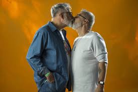 Parada LGBT+: casais representam a diversidade - 11062023 - Cotidiano -  Folha