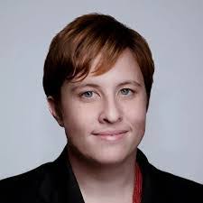 Sarah Abrahamson's Instagram, Twitter & Facebook