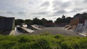 Последние твиты от redditch pages (@redditchpages). Redditch Skatepark Guide To Reddich Timber Skatepark