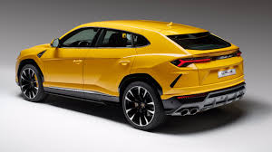 The lamborghini urus is an suv manufactured by italian automobile manufacturer lamborghini. Bild Checkt Das Neue Lamborghini Suv Urus Ein Lambo Auf Abwegen Leben Wissen Bild De