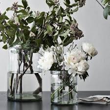 30 Vases Ultra Deco Pour Mettre Ses Fleurs En Valeur Fleurs Arrangements Floraux Fleur Amour