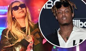 Juice wrld's girlfriend ally lotti honored him at rolling loud in los angeles over the weekend, where the rapper was supposed to perform before his sudden death last week. Juice Wrld S Girlfriend Speaks About The Rapper S Death At Rolling Loud Festival Daily Mail Online